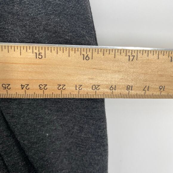 Chico’s Pants Women’s Medium Fabulously Slimming Gray Pull On Classic Mature - Picture 6 of 9